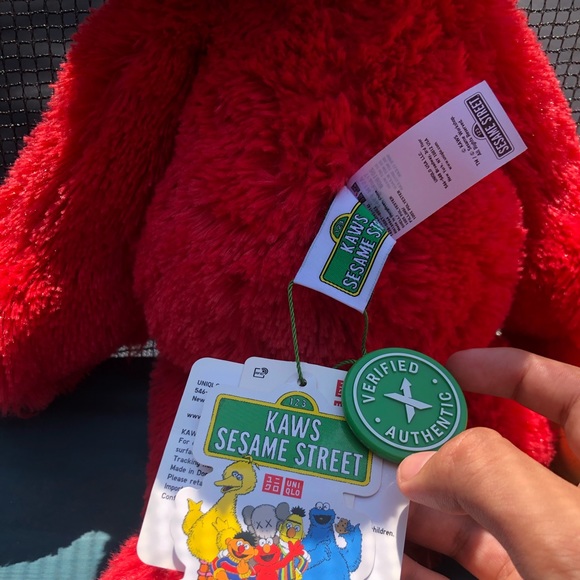 Kaws Plushes - Picture 3 of 4